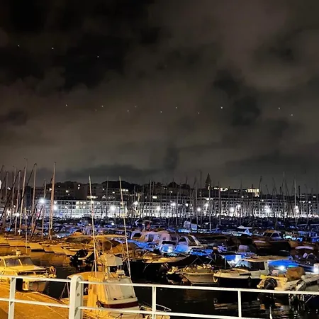 T2 Vue Mer Catalans - Netflix - Velodrome Marseille Extérieur photo